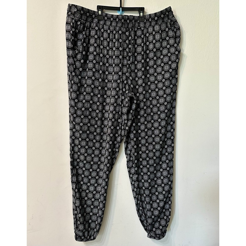 Forever 21+ Womens 1X Boho Mandala Print Jogger Pants Black White Elastic Waist
